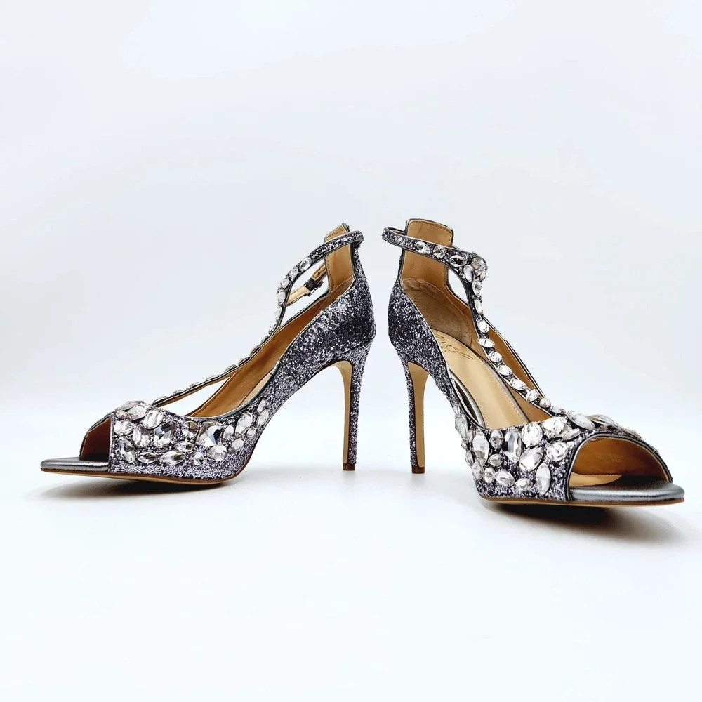 Badgley Mischka Women Silver Crystal Embellished T-Strap Heeled Pumps Size 9_6